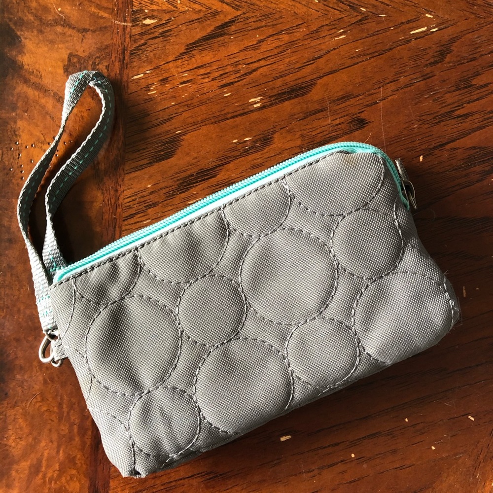 Thirty One Easy Going Wristlet